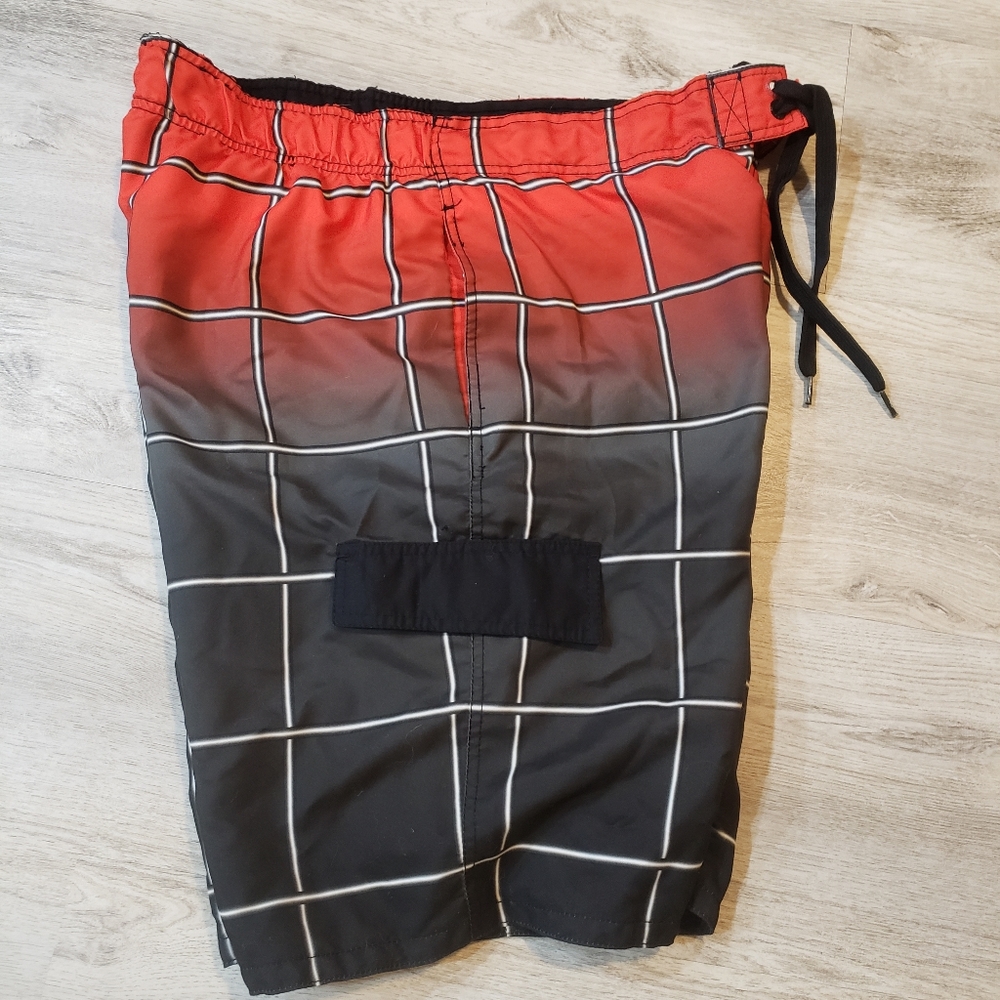 Mens op large swim trunks..Red and gray fade.. - Picture 3 of 6